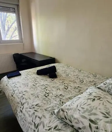 Petit Confort - T3 Proche Commodites - Parking - Hypercentre *